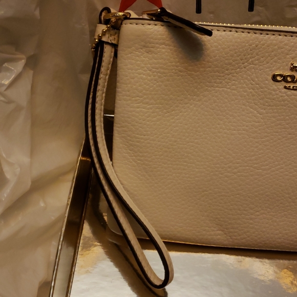 COACH NEW YORK Half-White Wristlet - Picture 2 of 7